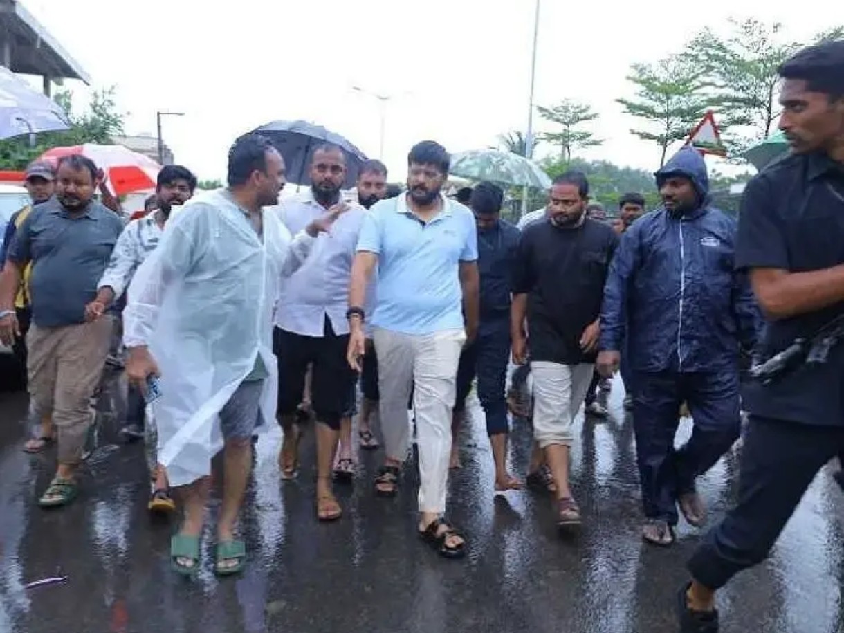 విస్తృతంగా పర్యటించిన ఎమ్మెల్యే