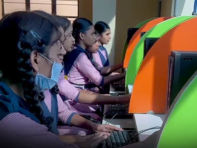 జిల్లాలో 343 మందికి AI ద్వారా శిక్షణ తరగతులు