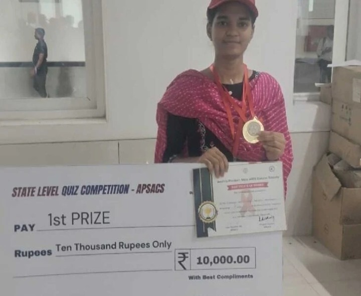 జాతీయస్థాయి క్విజ్ పోటీలకు విద్యార్థి ఎంపిక