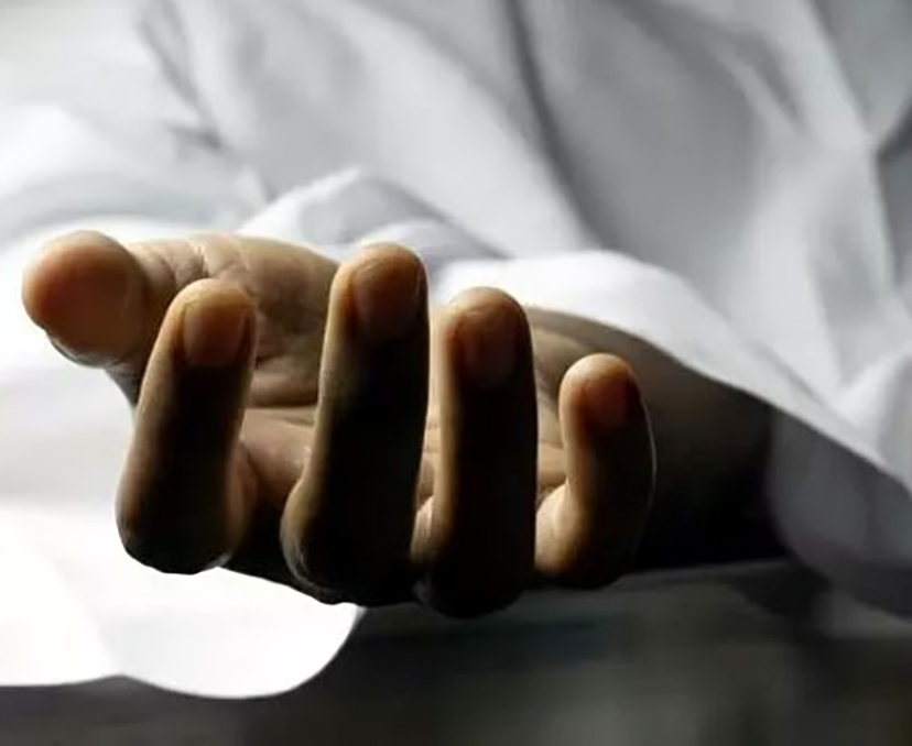 భవనం కూలి.. 15మంది మృతి