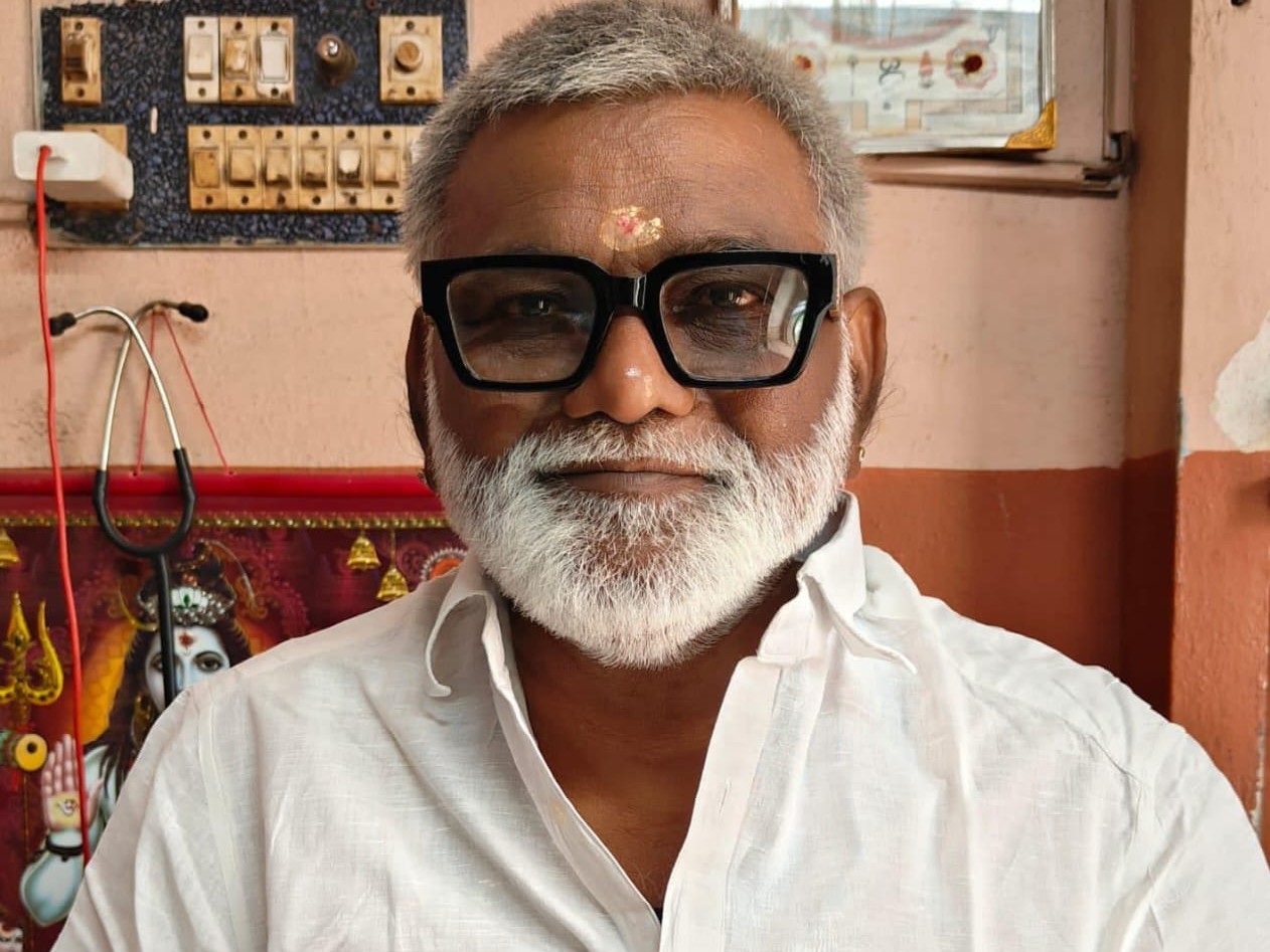 ‘ప్రధాని పిలుపు మేరకు స్వదేశీ వస్తువులనే కొనండి’
