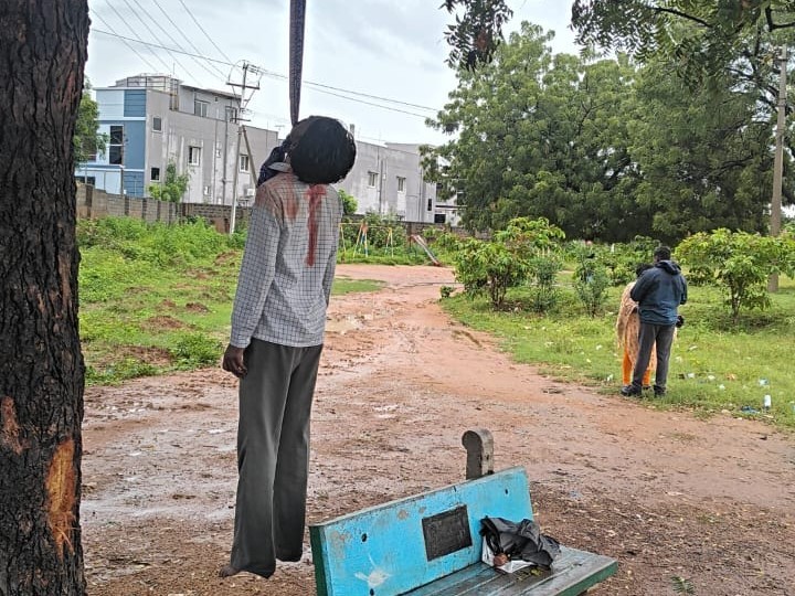 ఉరేసుకుని వ్యక్తి  ఆత్మహత్య