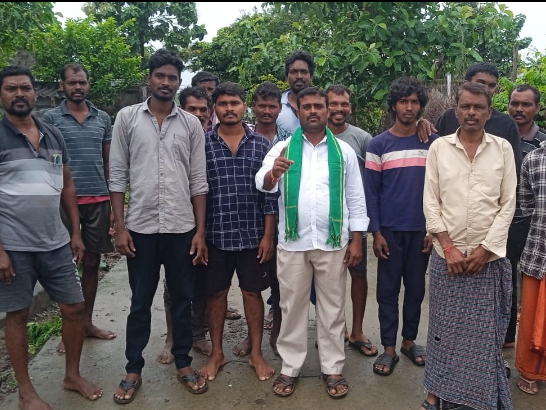 ‘గ్రామపంచాయతీ కార్యదర్శి పై చర్యలు తీసుకోవాలి’