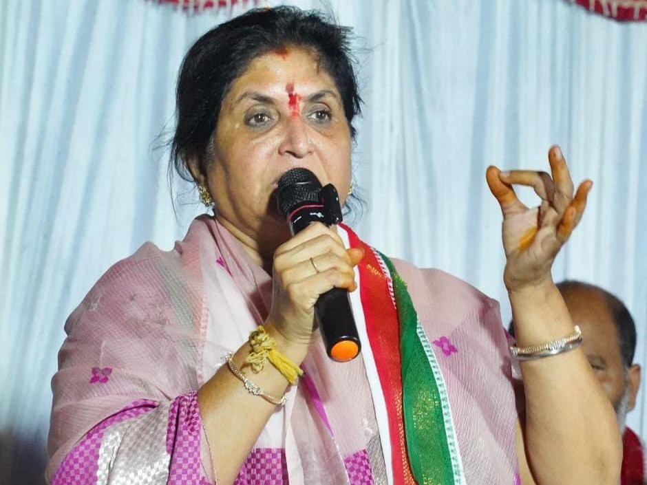 అత్యవసర పరిస్థితుల్లో తప్ప బయటకి రావద్దు: నందిని విక్రమార్క