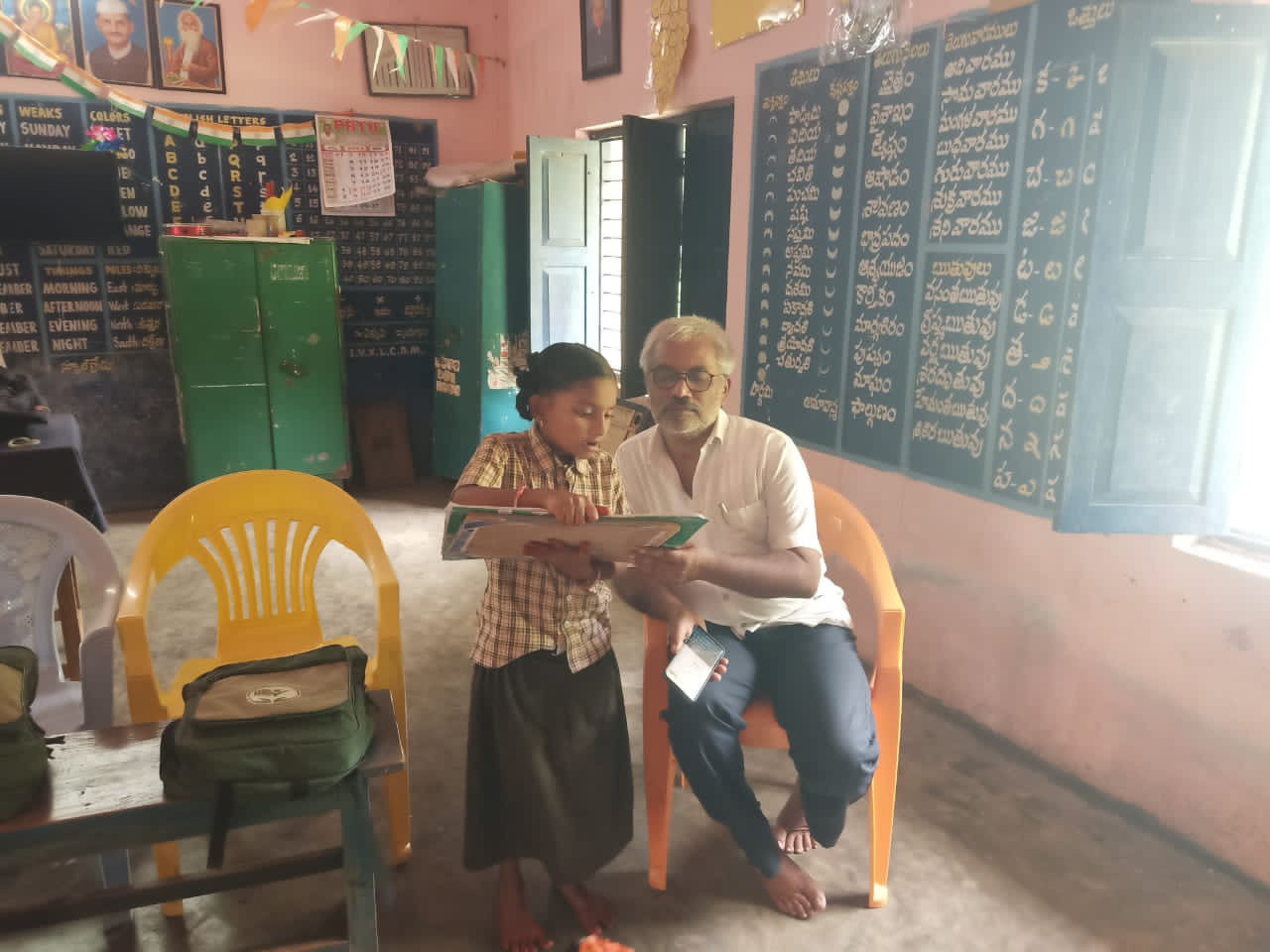 లింగాలపాడు పాఠశాలను పరిశీలించిన ఎంఈవో