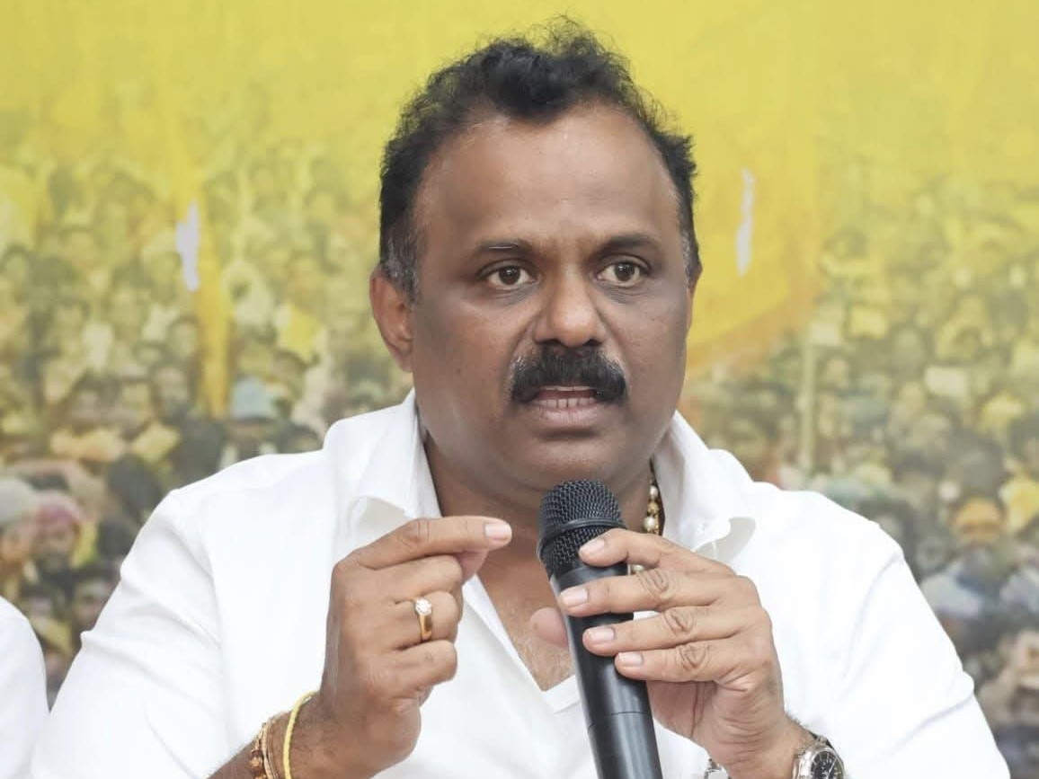 భారీ వర్షాలపై మంత్రి సమీక్ష