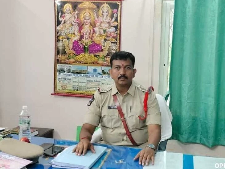 బాధ్యతలు స్వీకరించిన సీఐ మురళీ మోహన్