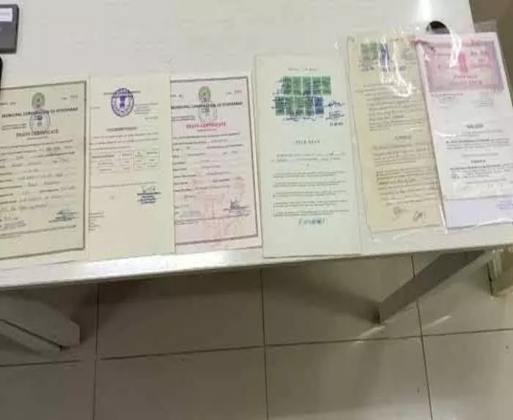 వృద్ధుల భూములే లక్ష్యంగా ఫేక్ డాక్యుమెంట్లు