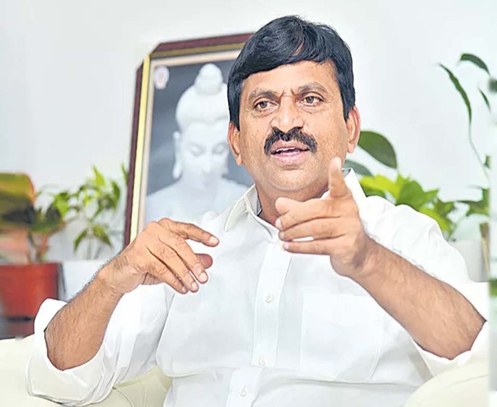 వరదలపై BRS రాజకీయం చేస్తోంది: పొంగులేటి