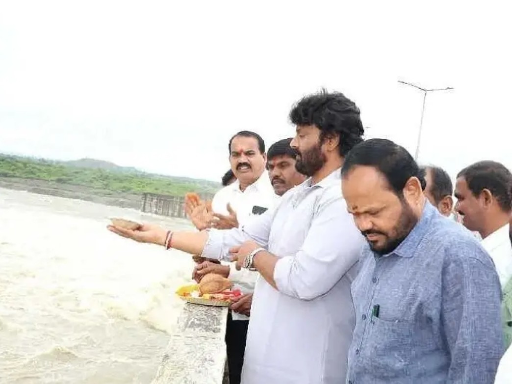 ఎల్లంపల్లి ప్రాజెక్టును సందర్శించిన MLA రాజ్ ఠాగూర్