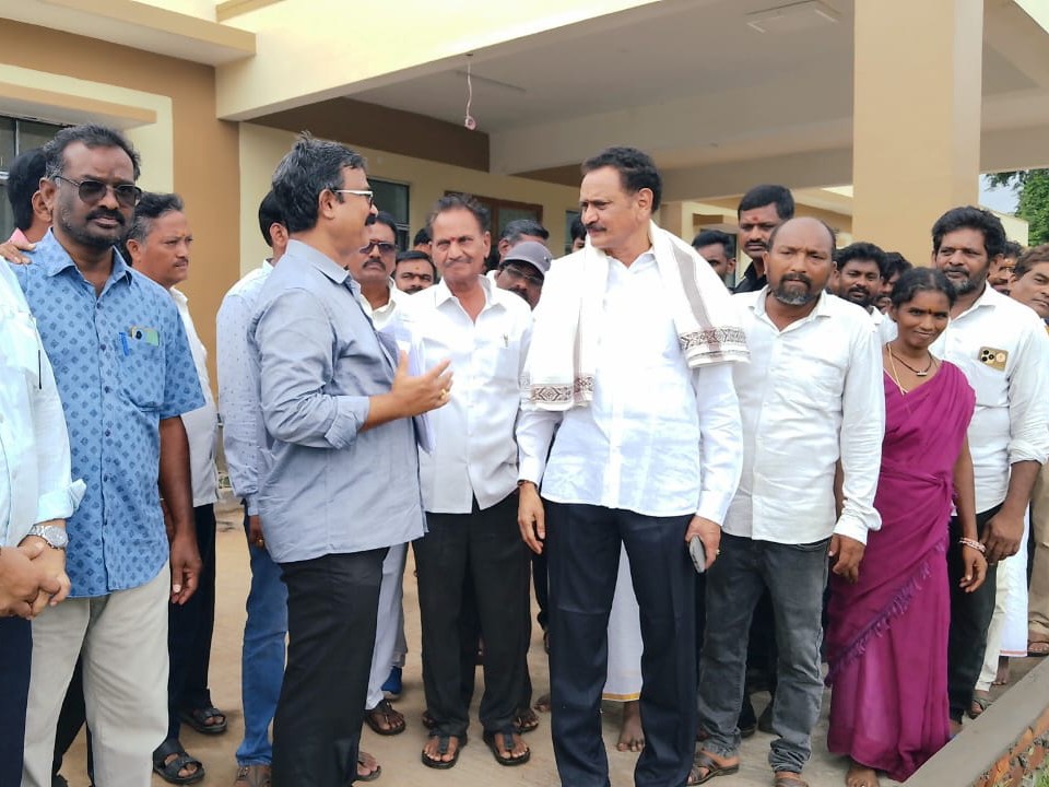 మాడుగులో ప్రభుత్వాసుపత్రి ప్రారంభం
