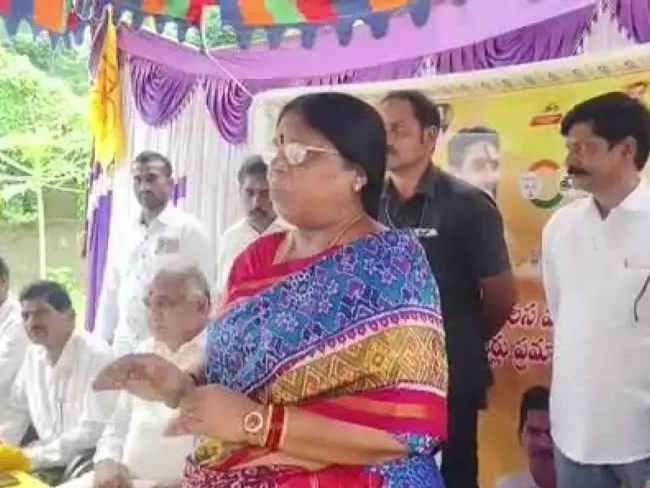 ప్రమాణ స్వీకార కార్యక్రమానికి హాజరైన MLA