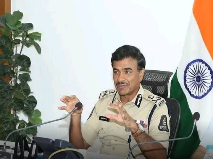 సోషల్ మీడియా పోస్టులు పెడితే CP హెచ్చరిక