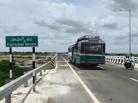 పాపాగ్ని వంతెనపై రాకపోకలు పునః ప్రారంభం