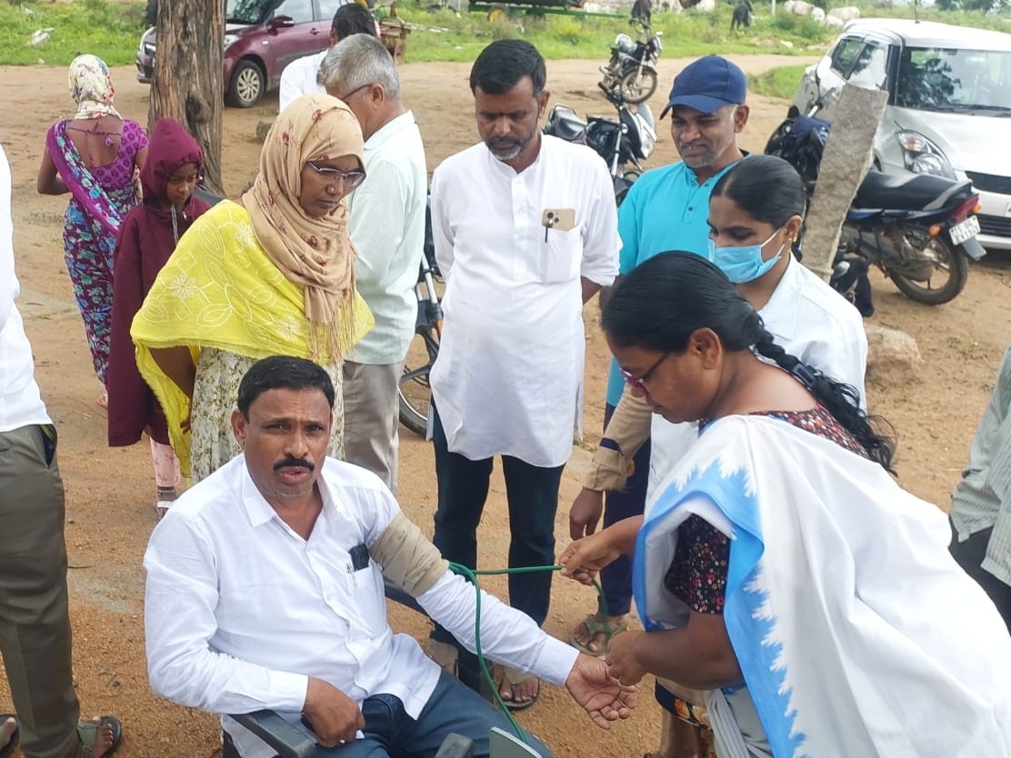 చౌడూరు గ్రామంలో హెల్త్ క్యాంపు