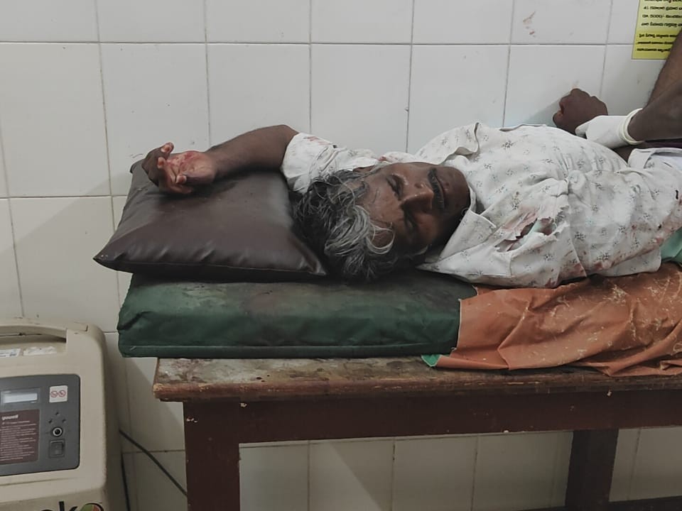 రోడ్డు ప్రమాదంలో గాయపడ్డ వ్యక్తి చికిత్స పొందుతూ మృతి