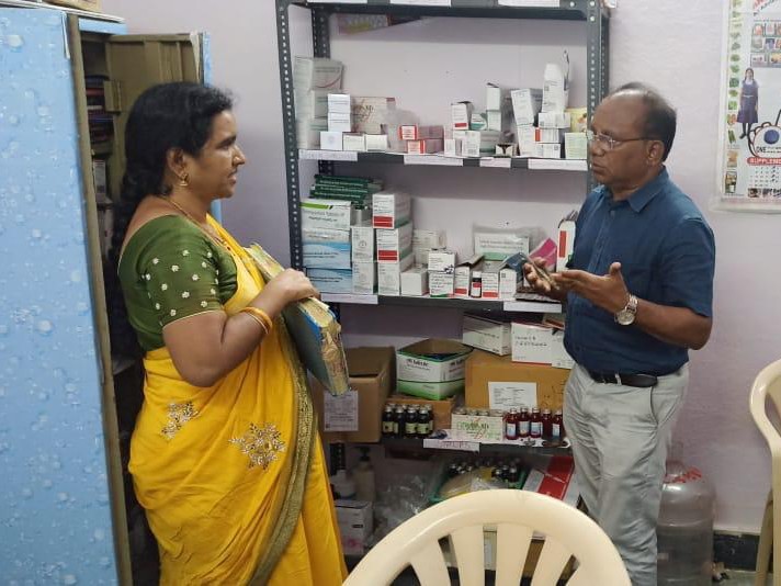 డిస్పెన్సరీ‌ని తనిఖీ చేసిన జిల్లా వైద్య ఆరోగ్యశాఖ అధికారి