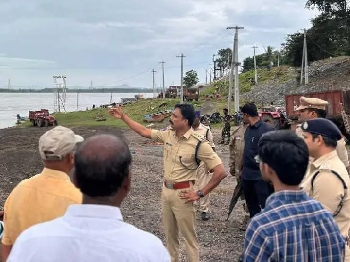 నిమజ్జన పనులు పర్యవేక్షించిన ఎస్పీ