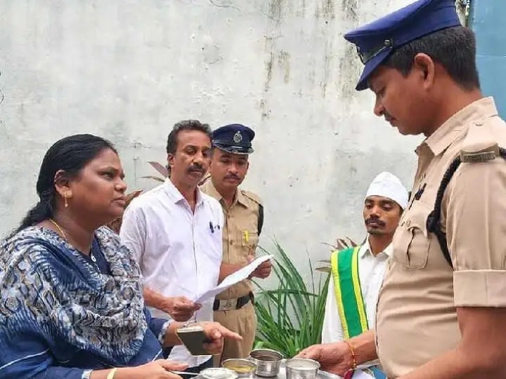 నరసాపురం సబ్ జైలు తనిఖీ చేసిన జడ్జి