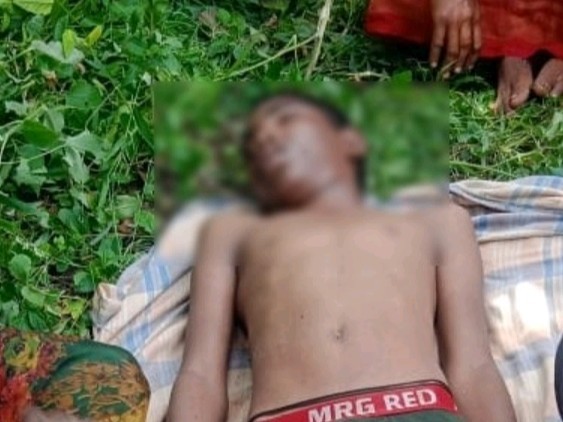 ఈతకు వెళ్లి బాలుడి మృతి