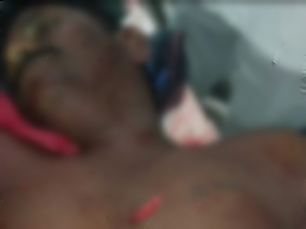 కత్తులతో వ్యక్తిపై దాడి చేసి హత్య