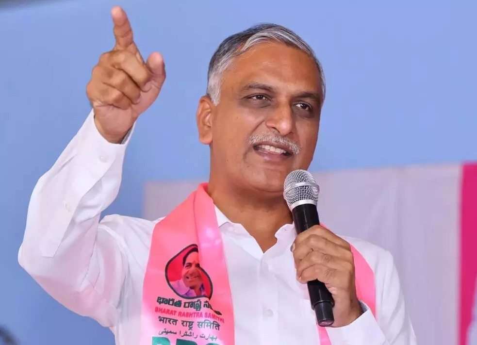 గన్‌పార్క్‌లో BRS నిరసన