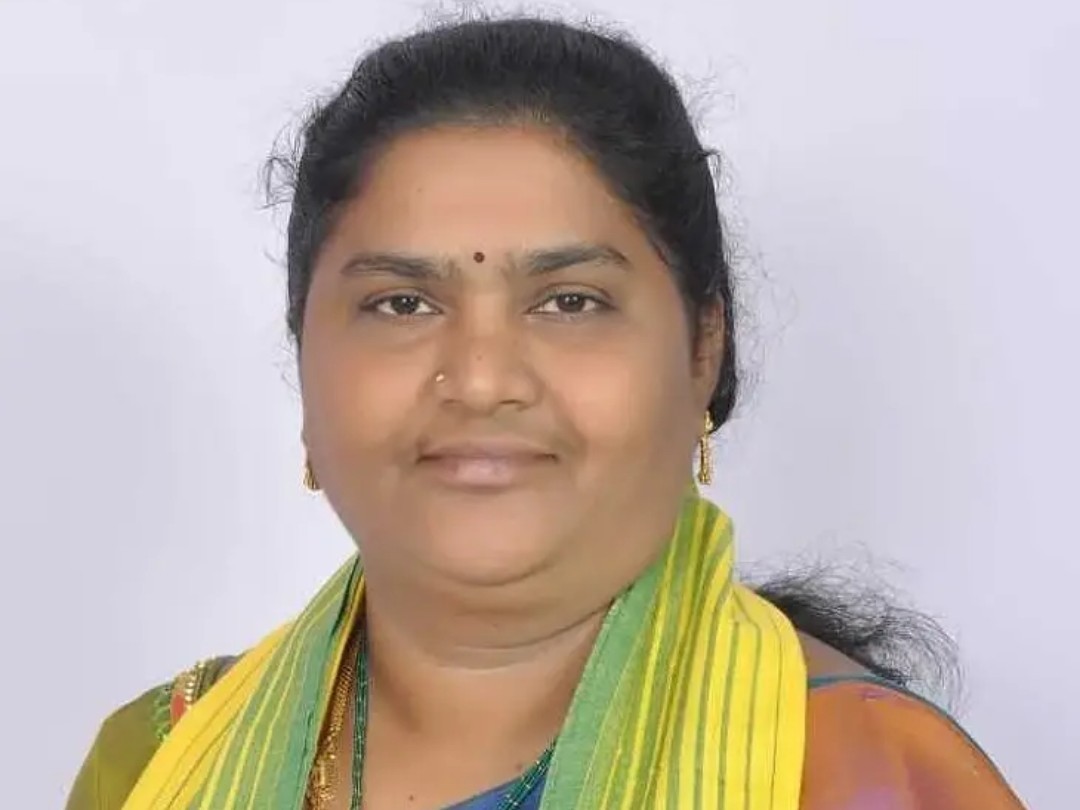 ‘కష్టపడి పని చేసిన వారికి పార్టీలో సముచిత స్థానం’