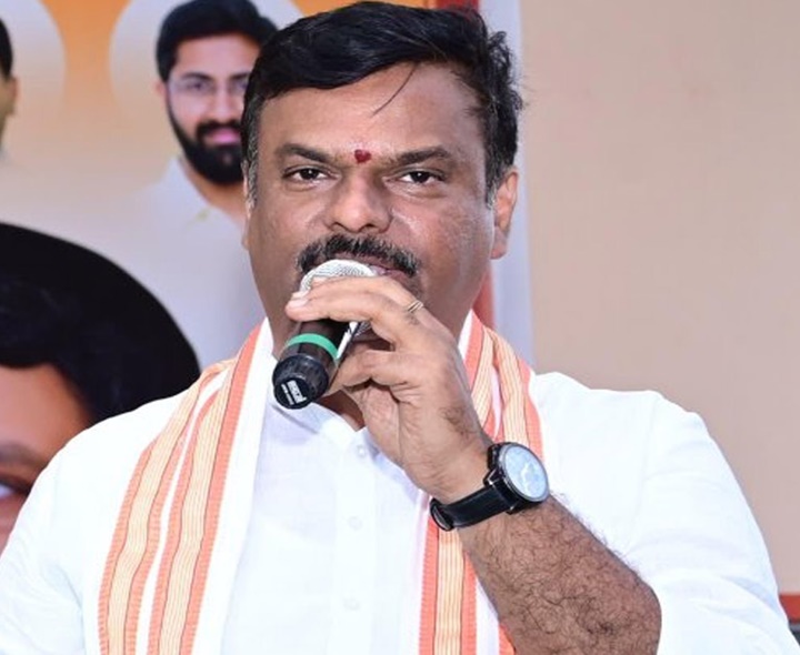 రాహుల్ గాంధీ క్షమాపణ చెప్పాలి: PVN మాధవ్