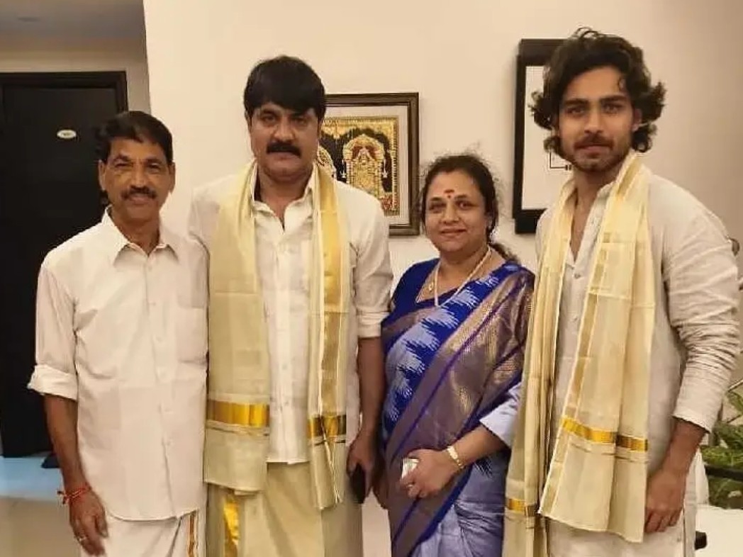 శ్రీవారి సేవలో హీరో శ్రీకాంత్