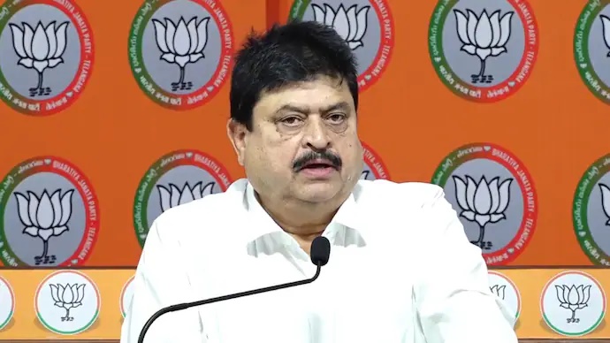 కవితను BJPలో చేర్చుకునే ప్రసక్తే లేదు: బీజేపీ చీఫ్