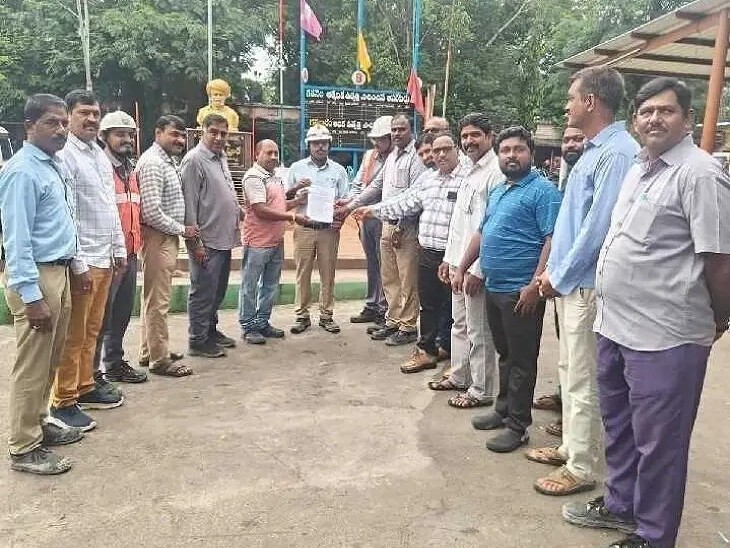 ‘సూపర్వైజర్ల సమస్యలను పరిష్కరించాలి’