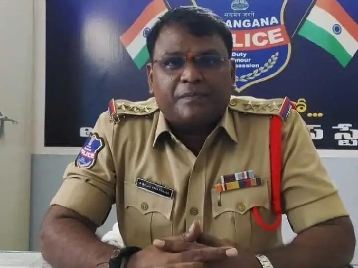 పోలీస్ యాక్ట్ కేసు నమోదు