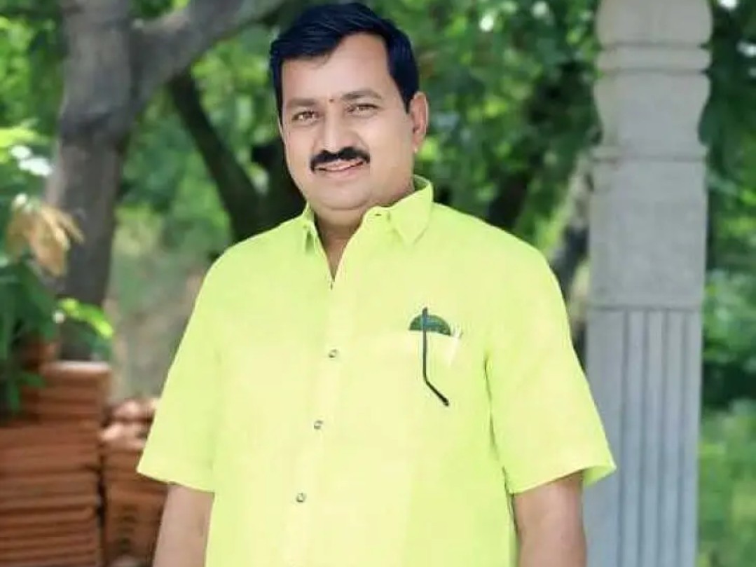 వీ.కోట నేతకు కీలక పదవి