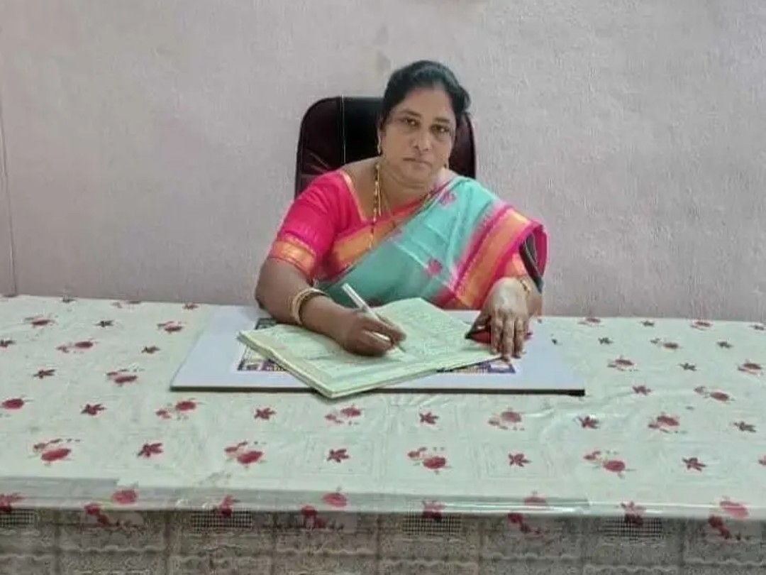 నరసరావుపేటలో అంగన్‌వాడీ పోస్టుల భర్తీకి దరఖాస్తులు
