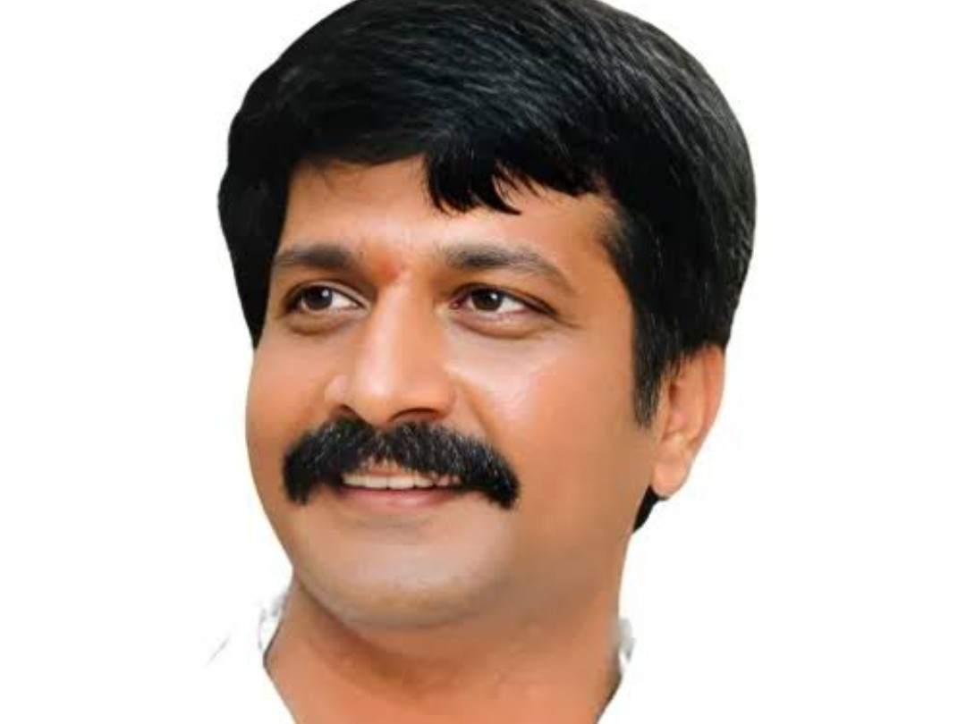 సమాజంలో టీచర్స్ పాత్ర చాలా ముఖ్యమైనది: MLA