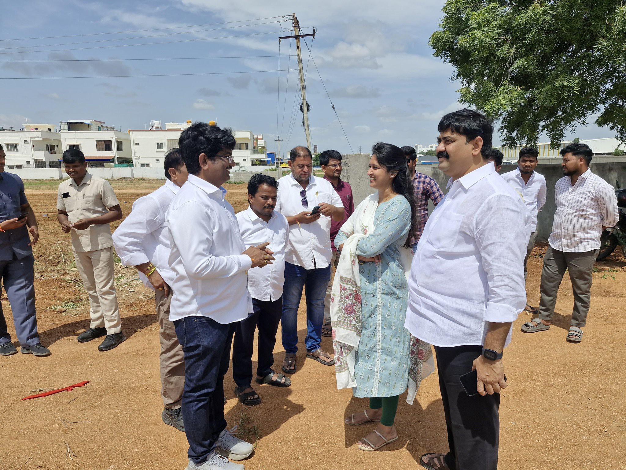 సీఎం పర్యటన ఏర్పాట్లను పరిశీలించిన ఎమ్మెల్యే శ్రావణి