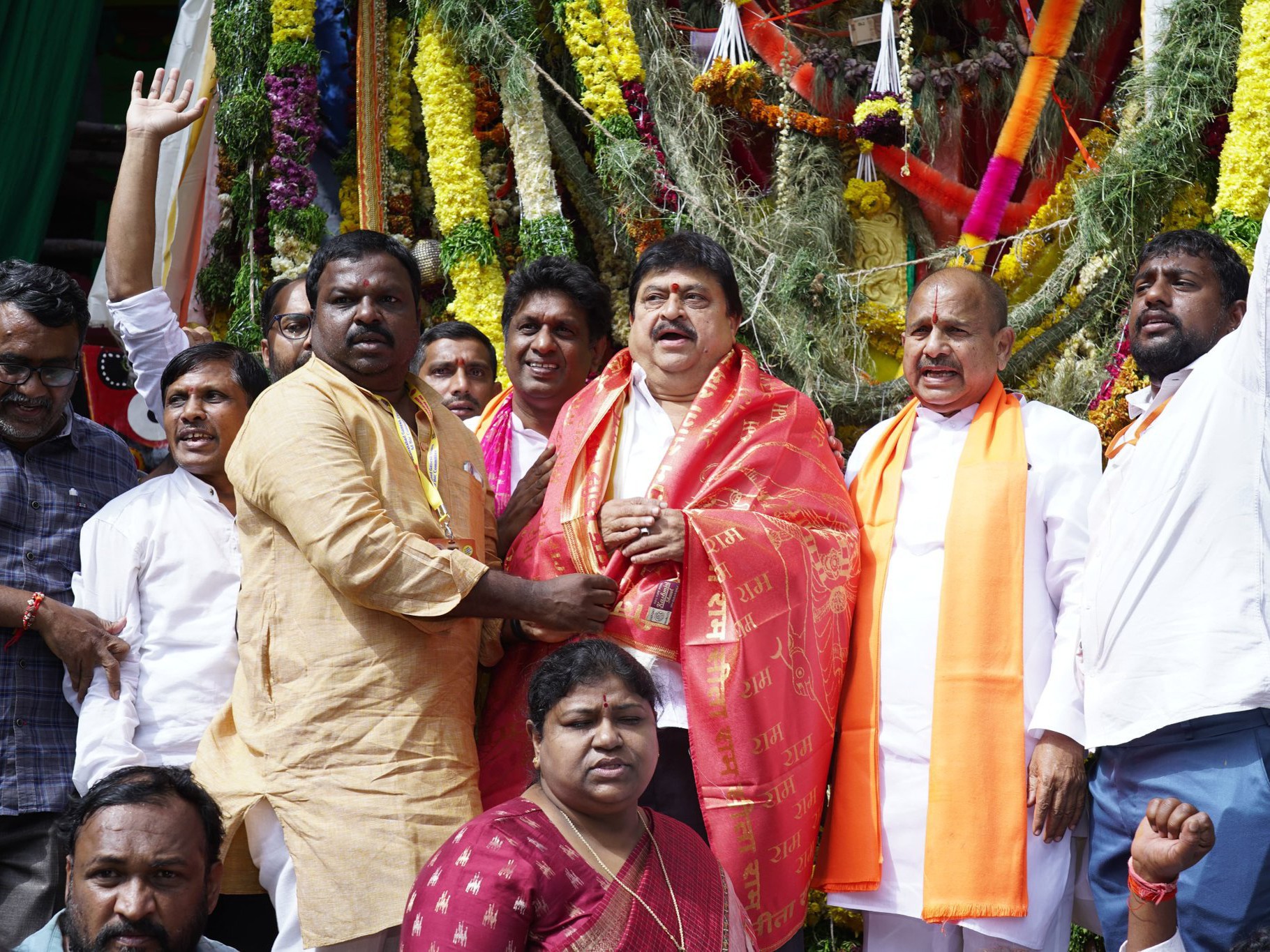 మహాగణపతి ప్రజల విశ్వాసానికి ప్రతీక: రాంచందర్ రావు