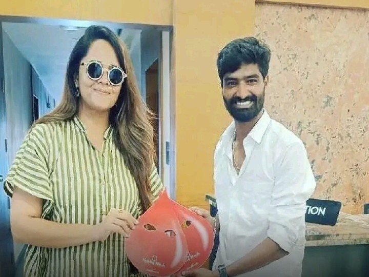 రక్తదానం కోసం ముందుకు రావాలి: అనసూయ