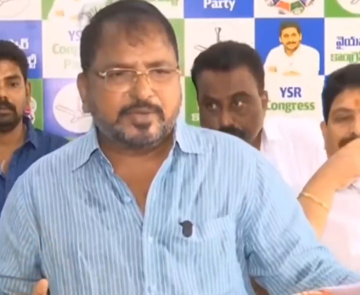 కూటమి నాయకులపై మాజీమంత్రి ఫైర్