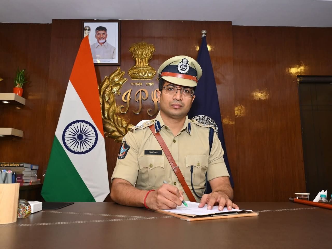 శాంతియుత నిమజ్జనం.. ప్రజల సహకారానికి ఎస్పీ ధన్యవాదాలు