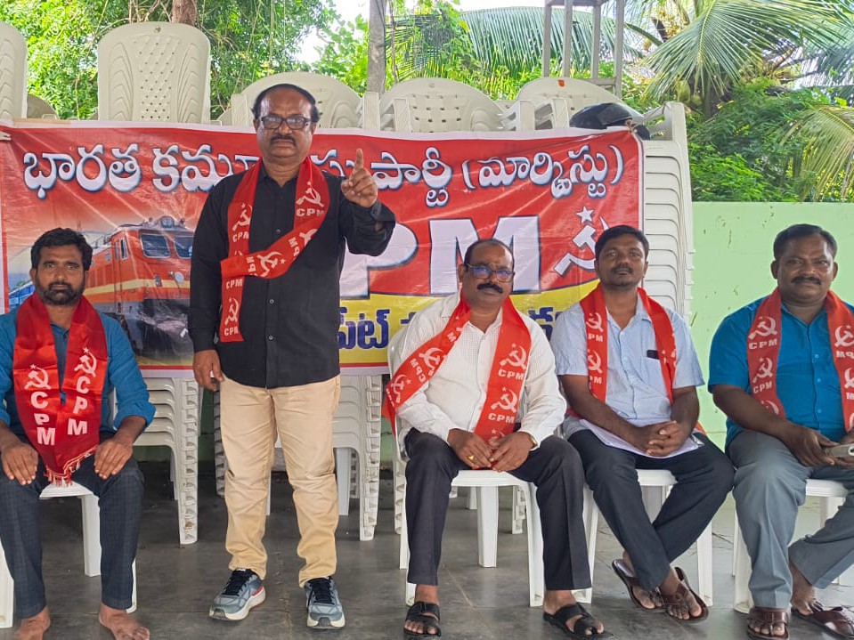 ‘నిరుద్యోగ యువతకు ఉపాధి అవకాశాలు కల్పించాలి’