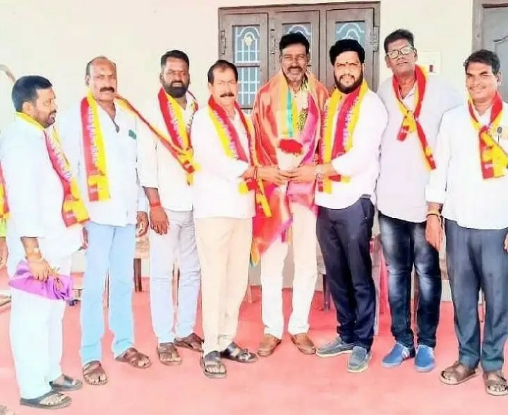 ముదిరాజ్ మహాసభ జిల్లాధ్యక్షుడిగా రవీందర్