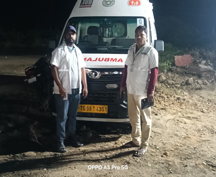 వినాయక నిమజ్జన వద్ద 108 సిబ్బంది సేవలు