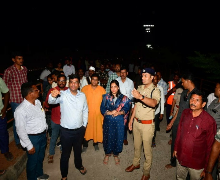 అధికారుల పర్యవేక్షణలో వినాయక నిమర్జనాలు