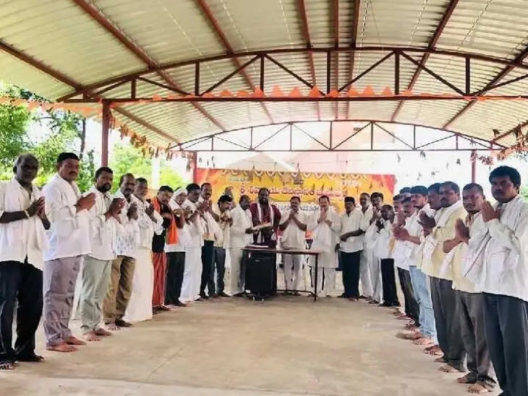 గట్టుప్పల్‌లో శివాలయ కమిటీ ప్రమాణ స్వీకారం