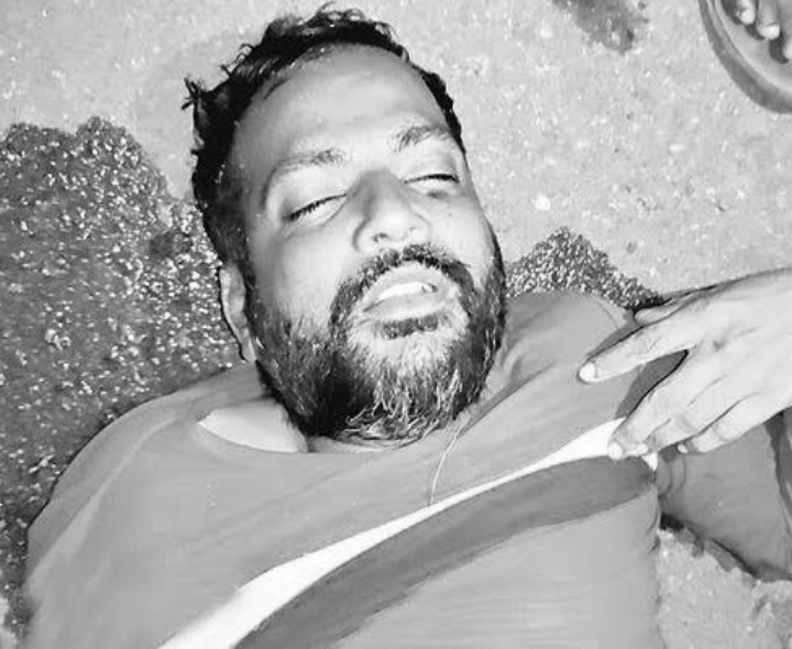సాగర్ కాల్వలోకి దూసుకెళ్లిన కారు.. వ్యక్తి మృతి