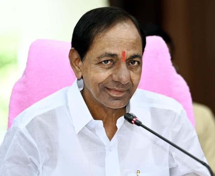 బీఆర్ఎస్ ముఖ్యనేతలతో కేసీఆర్ భేటీ