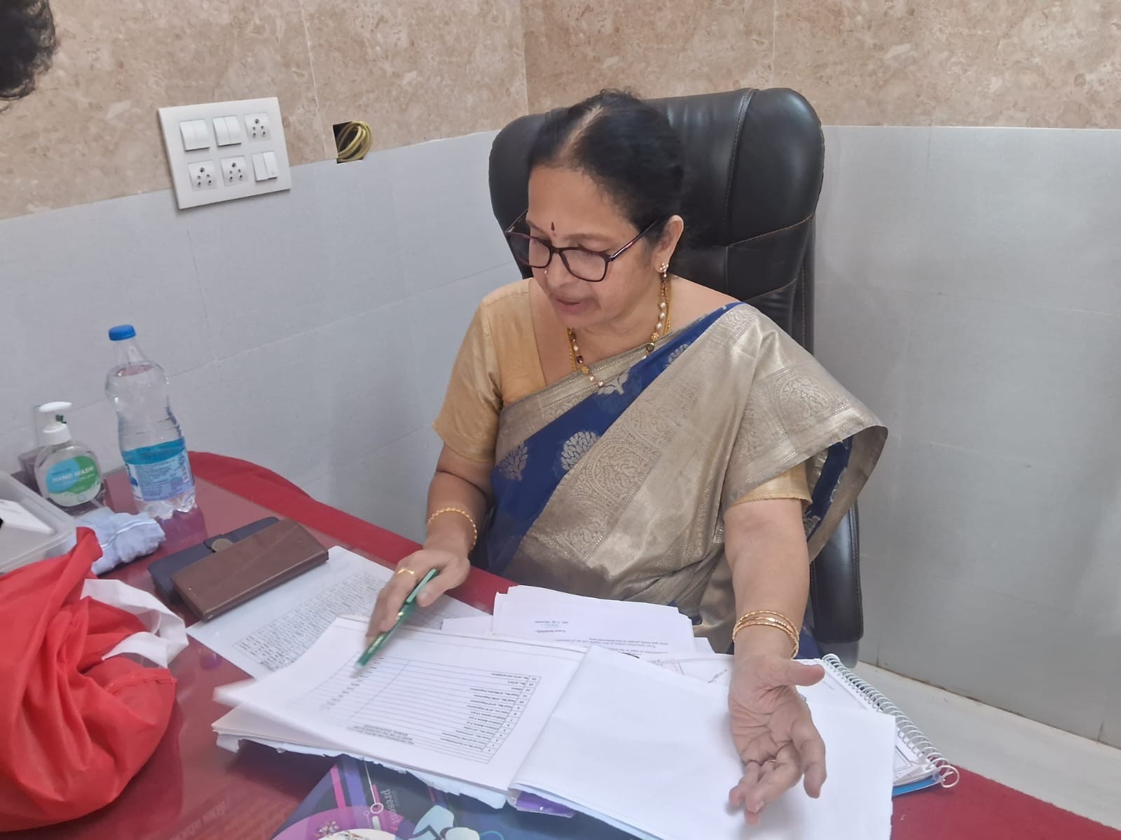 పచ్చికాపల్లం పీహెచ్సీని DMHO తనిఖీలు