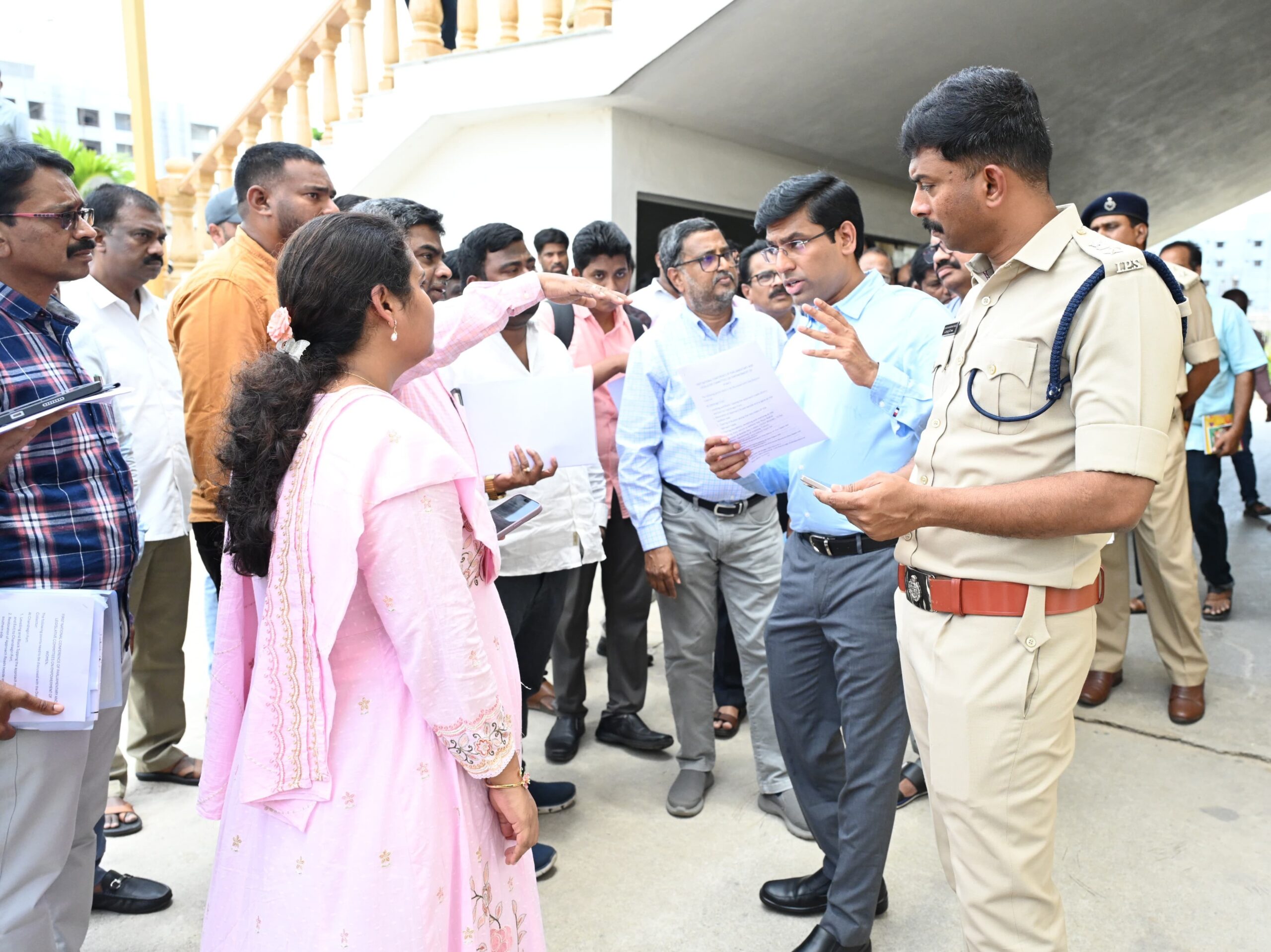 తిరుపతి కాన్ఫరెన్స్‌ ఏర్పాట్లపై సమీక్ష