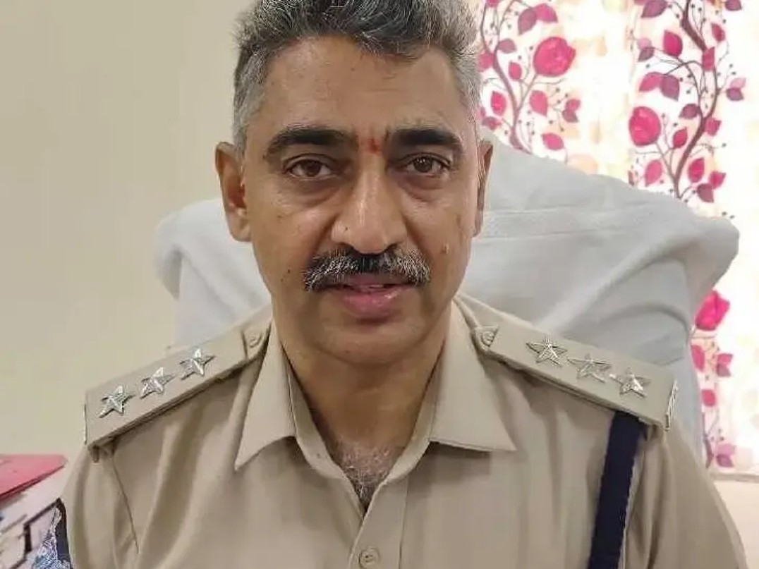 అసాంఘిక కార్యక్రమాలపై ఉక్కుపాదం: డీఎస్పీ